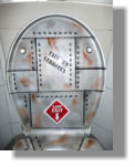 Innenseite Toilettendeckel " Tauchen verboten"